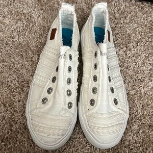 Brand new Blowfish white sneakers